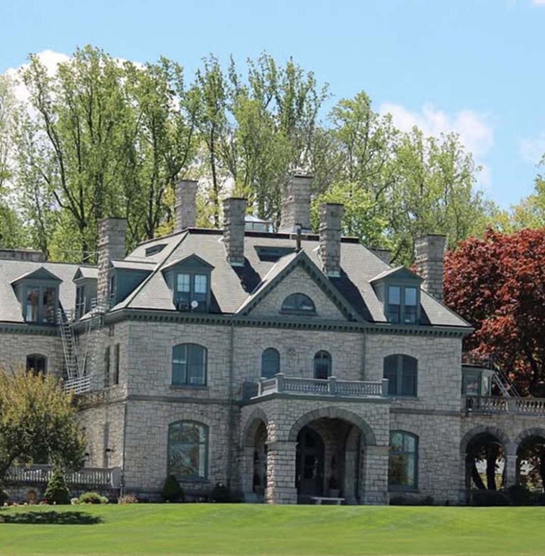 Banner Delbarton School