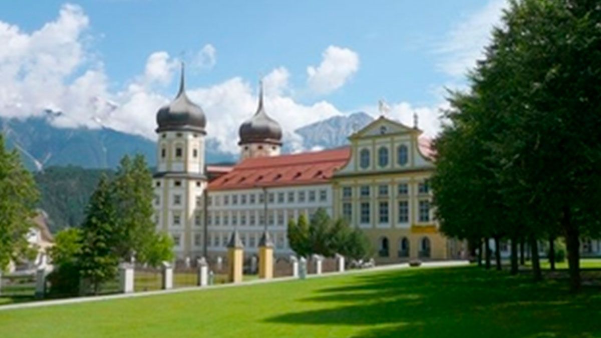 School Meinhardinum Stams