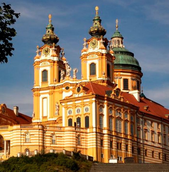 School image Stiftsgymnasium Melk