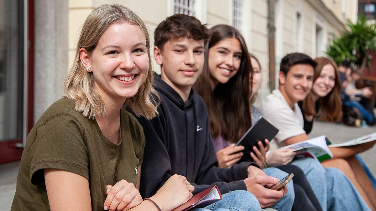 School Handelsakademie (HAK) Lambach