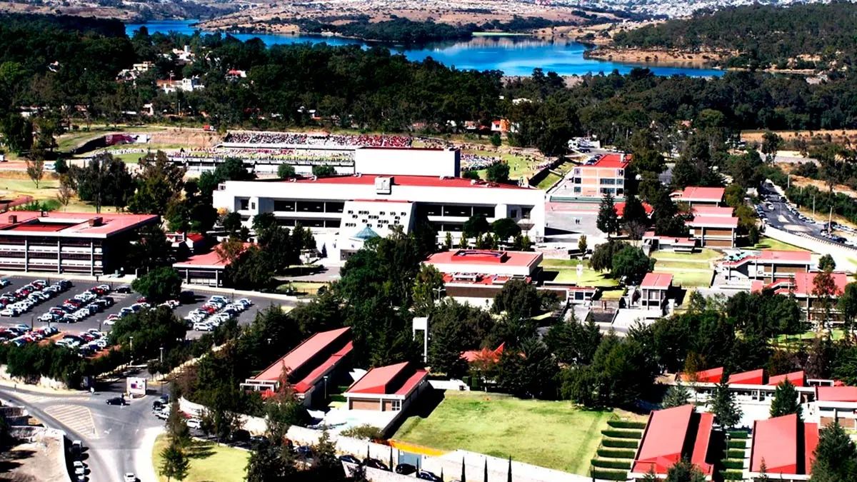 School Centro Escolar del Lago AC