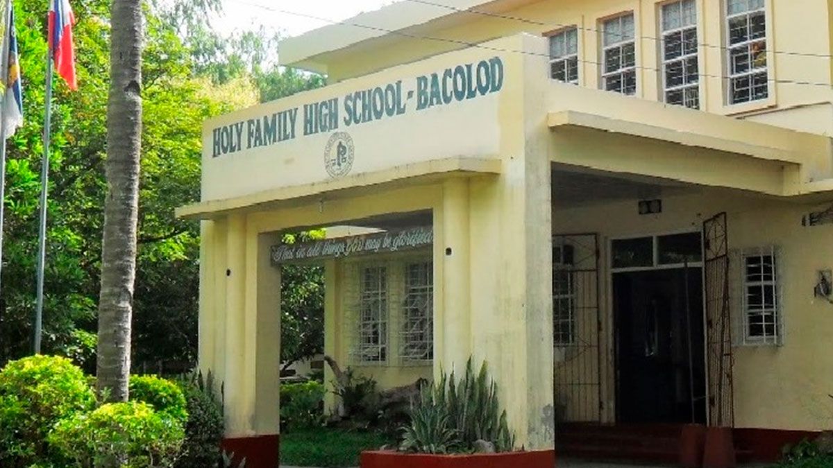 School Holy Family High School, Bacolod